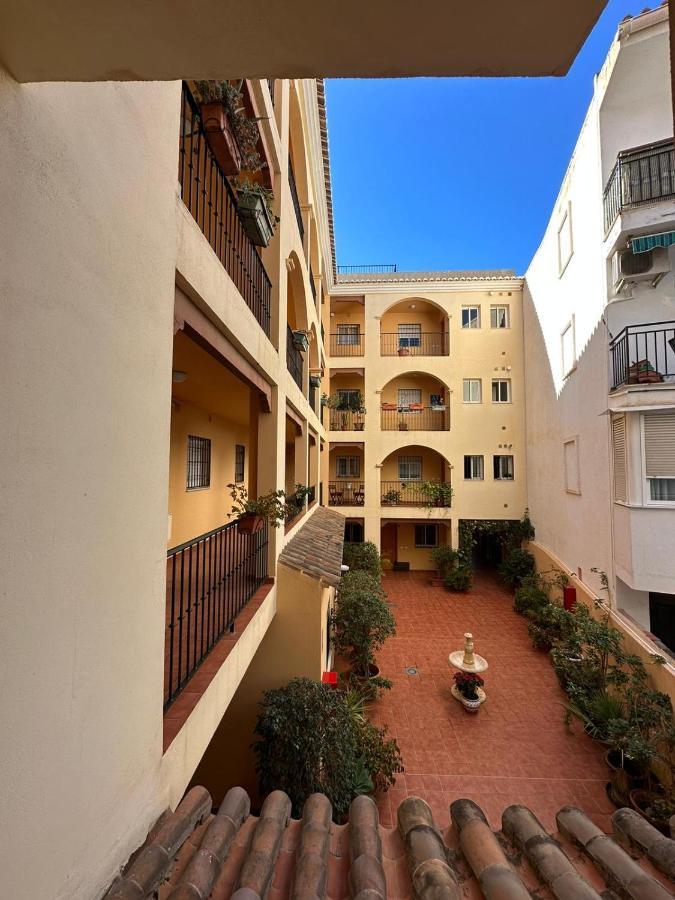Tiyoweh Apartment Nerja Exterior photo