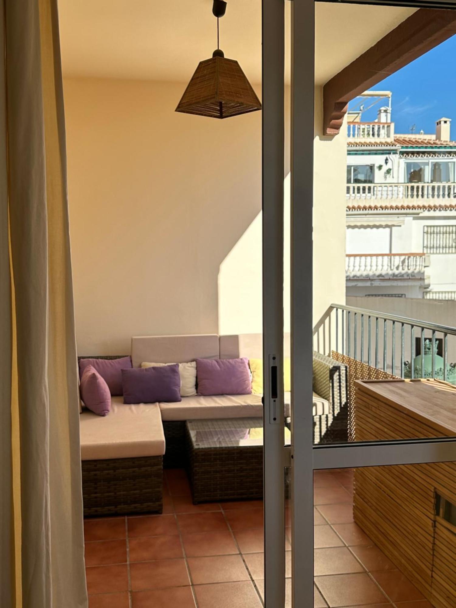 Tiyoweh Apartment Nerja Exterior photo